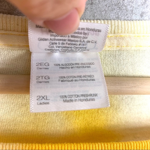 “Sunshine and Feelin’ Fine” Short Sleeve Tee - Picture 4 of 5